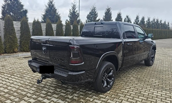 Dodge RAM cena 329000 przebieg: 64000, rok produkcji 2021 z Korfantów małe 704